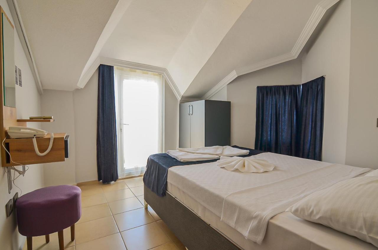 Berry Bella Hotel 马尔马里斯 外观 照片