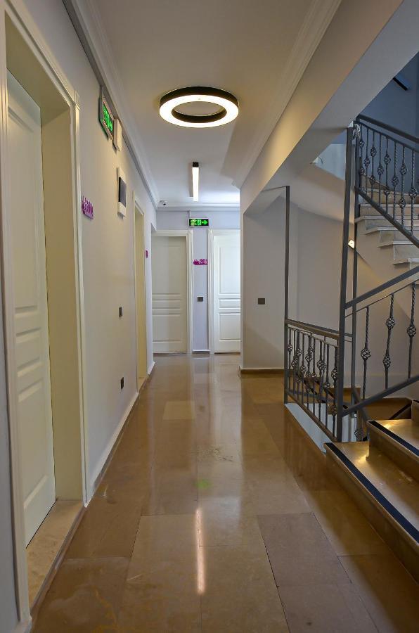 Berry Bella Hotel 马尔马里斯 外观 照片
