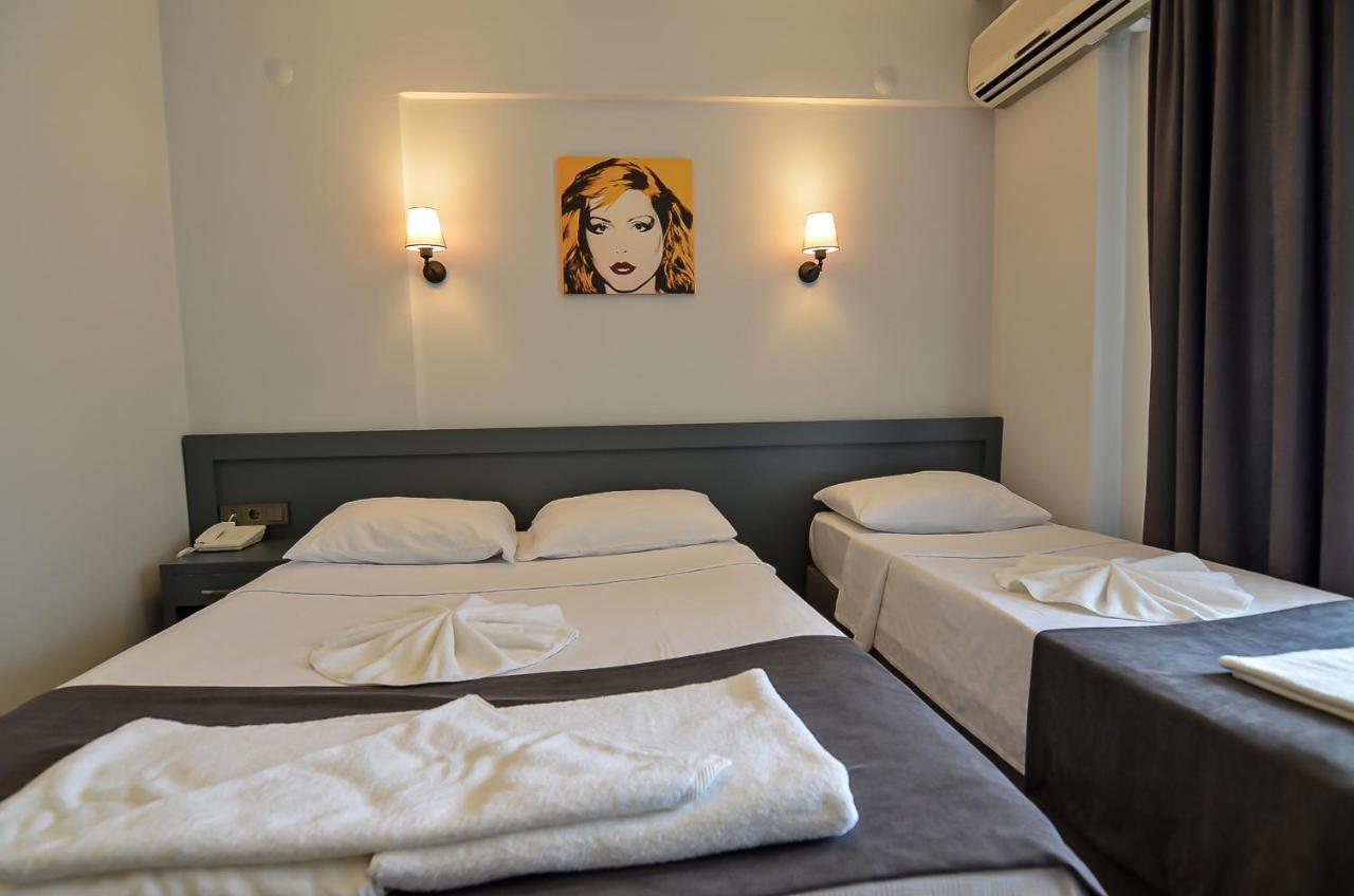 Berry Bella Hotel 马尔马里斯 外观 照片