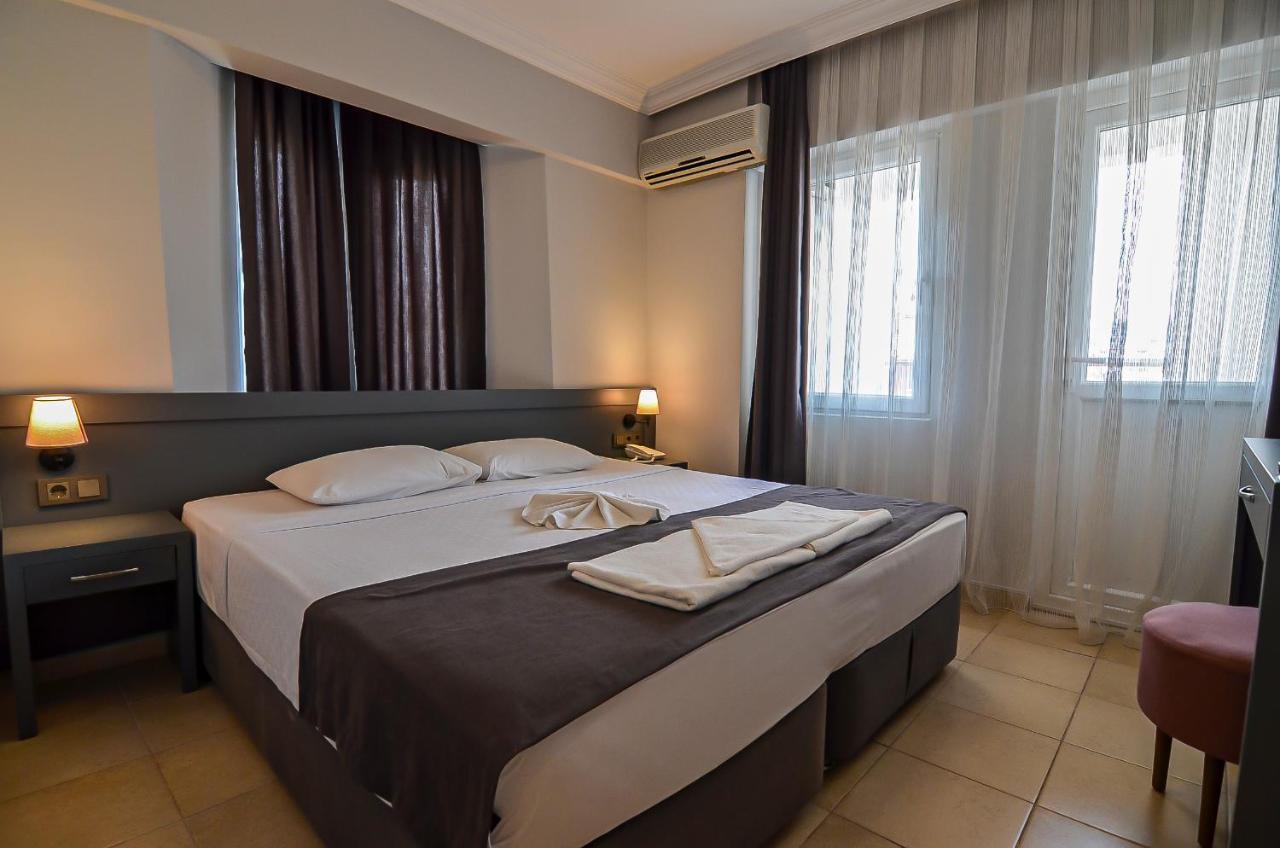 Berry Bella Hotel 马尔马里斯 外观 照片